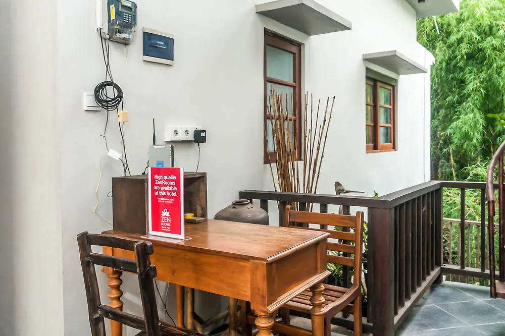 Hotel Super Oyo 2417 Panen House Seminyak 2*,