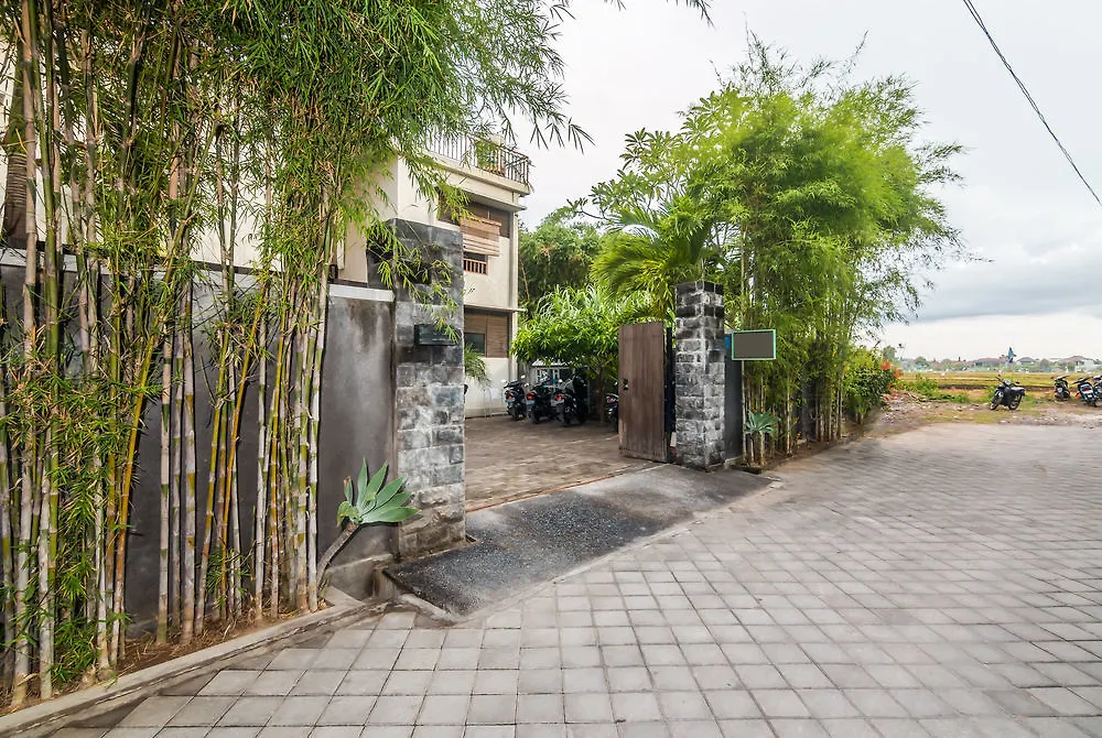 Hotel Super Oyo 2417 Panen House Seminyak