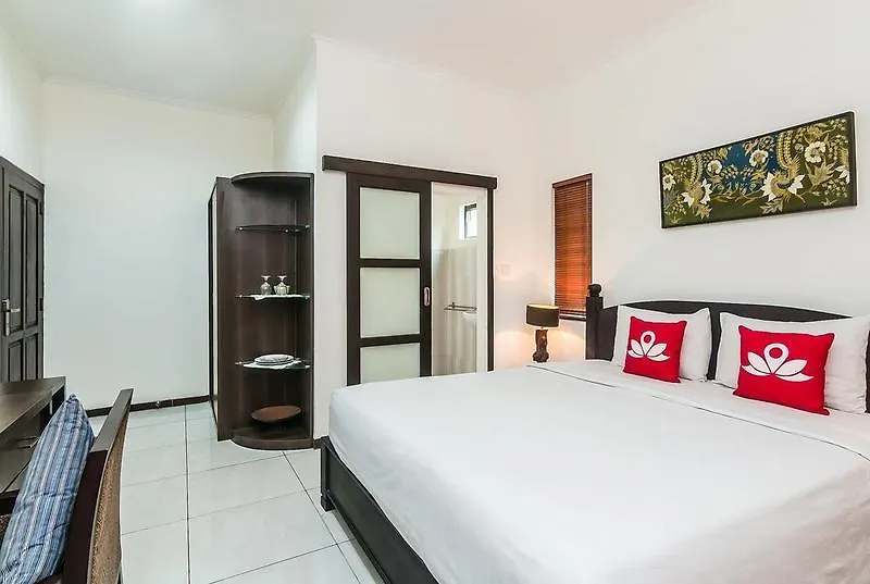 Super Oyo 2417 Panen House Hotel Seminyak   Seminyak (Bali)